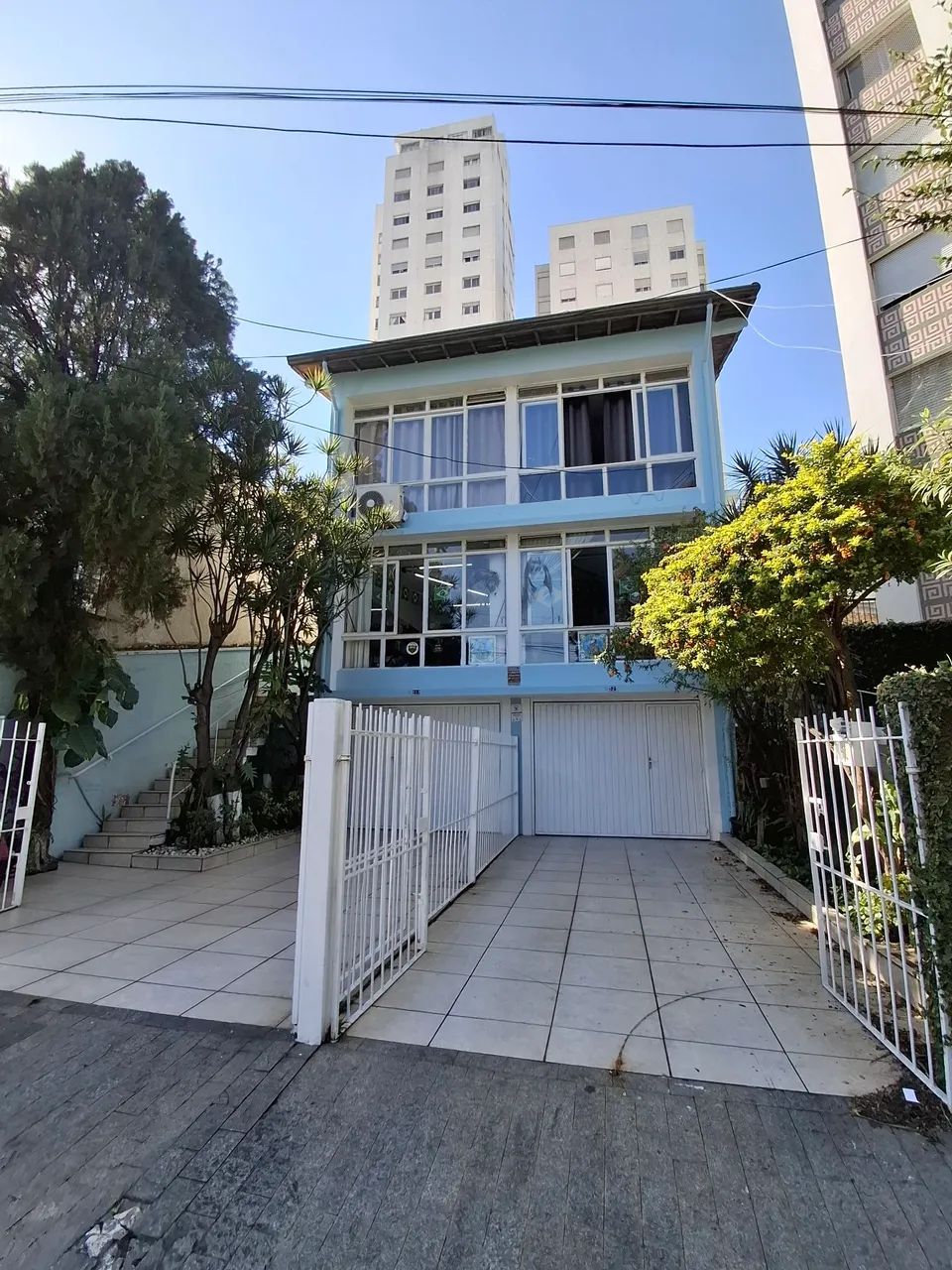 Contrata-se cabelereira e auxiliar  - Foto 4