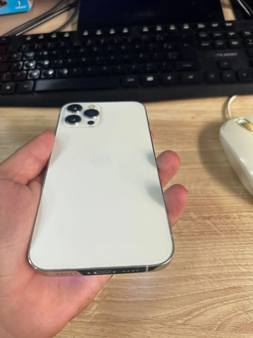 IPHONE 12 Pro Max 128 gb - passo cartão - Celulares e Smartphones