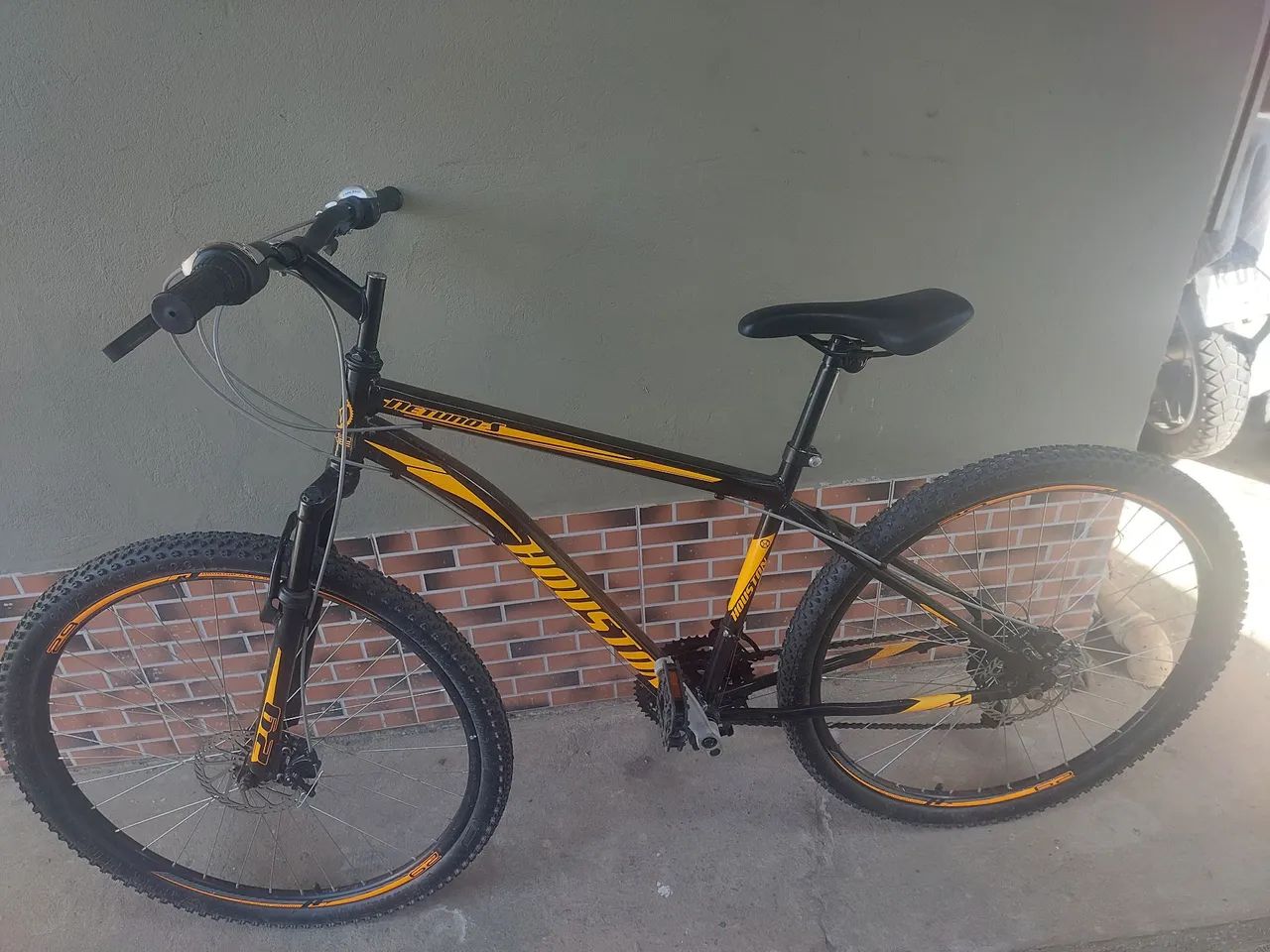 Bicicleta aro 24 semi nova - Foto 3