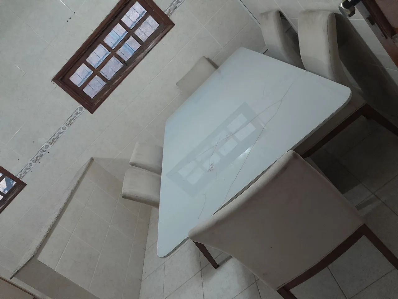 Mesa grande alto designer 