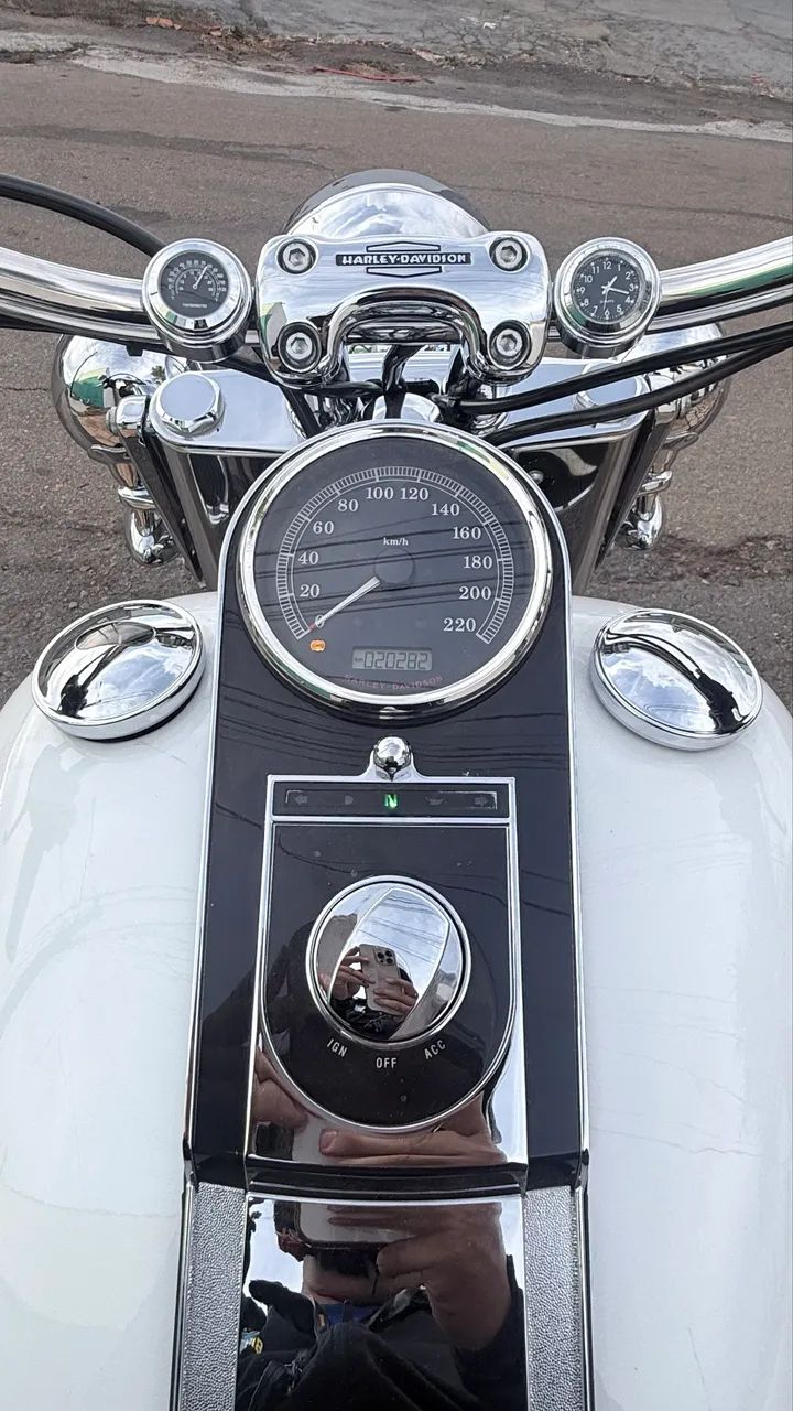 Harley deluxe  - Foto 3