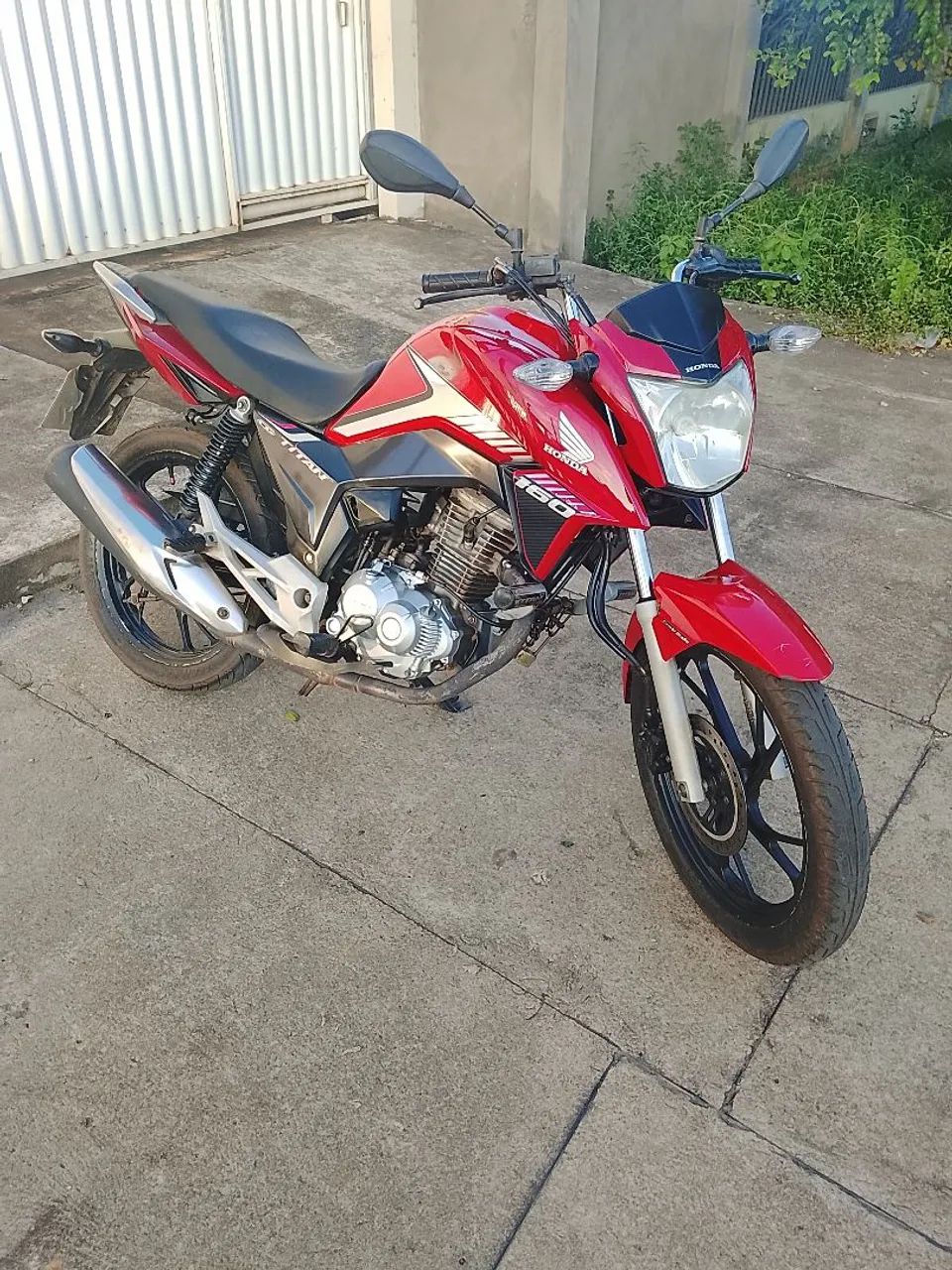 Titan 160 ano 2018
