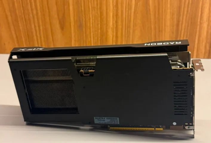 RX 9060 XT 16GB XFX - Foto 2