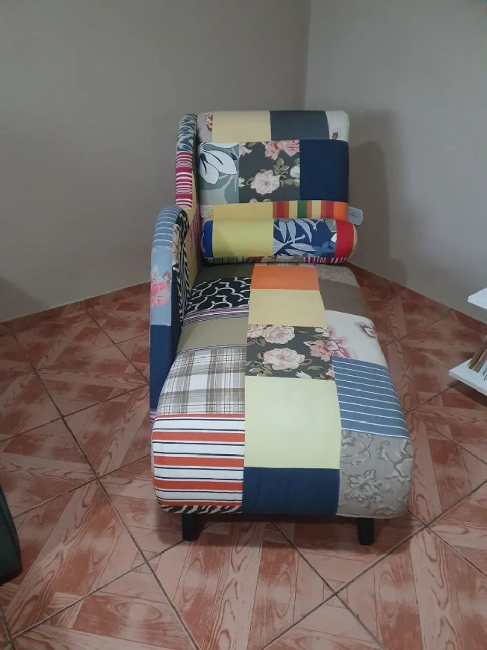 Poltrona Chaise colorida - Foto 2