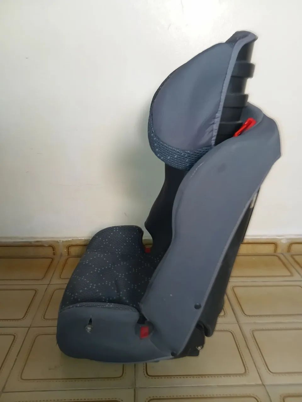Cadeirinha Burigotto para crianças de 15 a 36 Kg. Não entrego, retirar no Jardim América.. - Foto 3