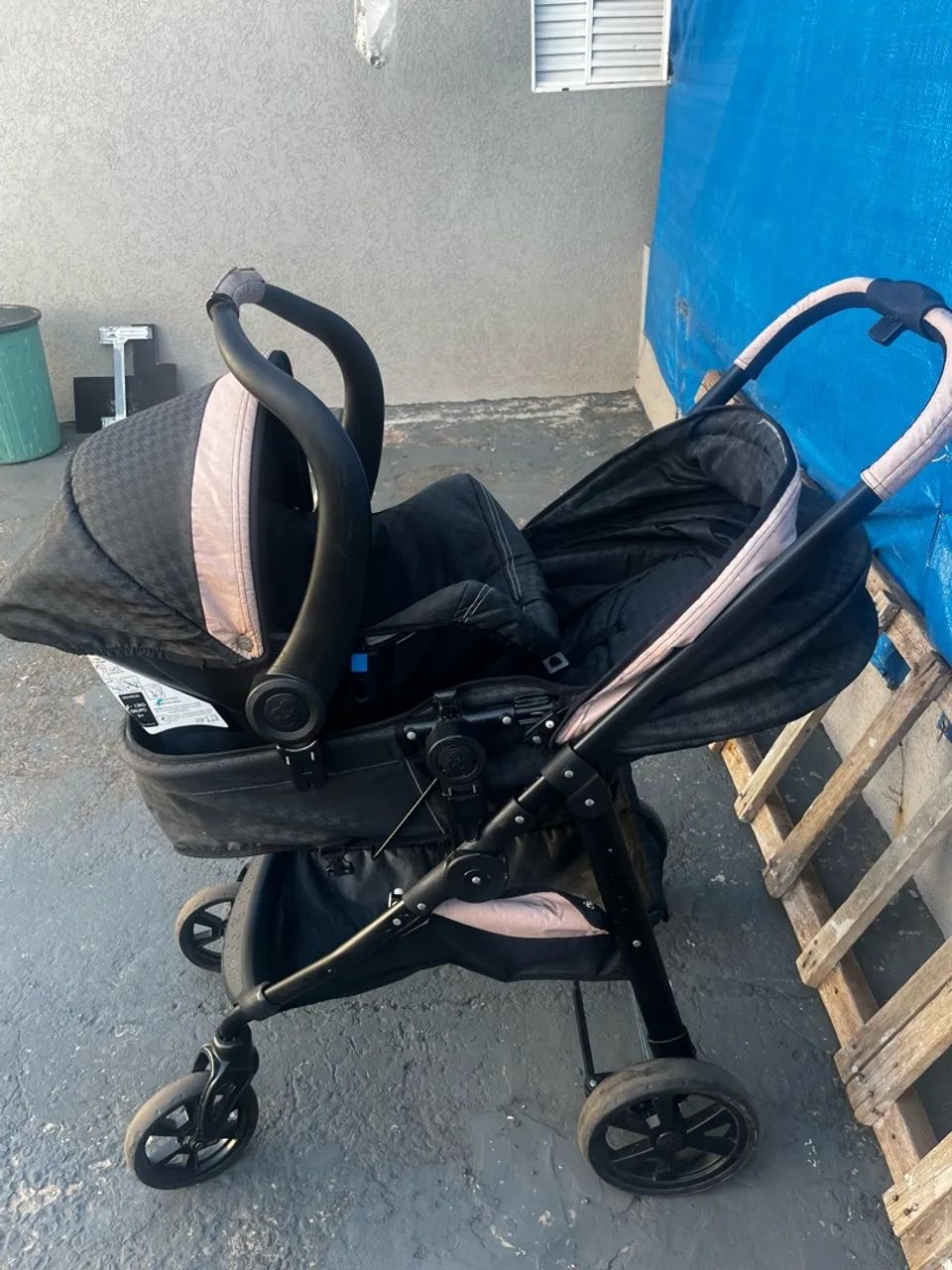 Carrinho de bebê + bebê conforto - Foto 2