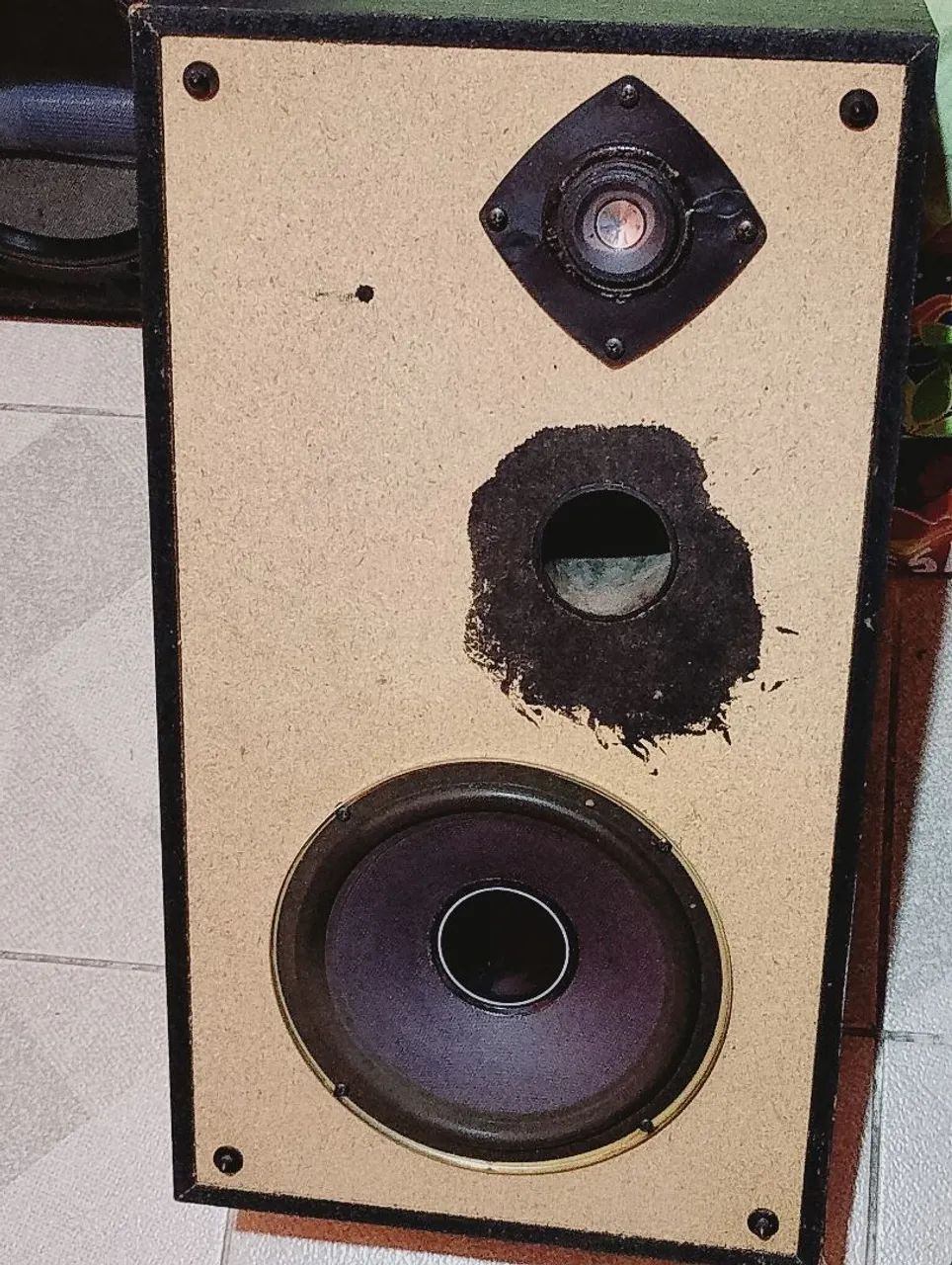 Caixa de som Gradiente 40W RMS tweeter e sub