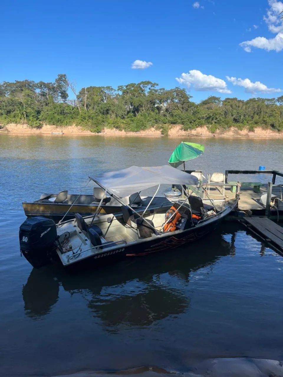 BARCO EM EXCELENTE ESTADO COM MOTOR., CARRETA E DOCUMENTOS!