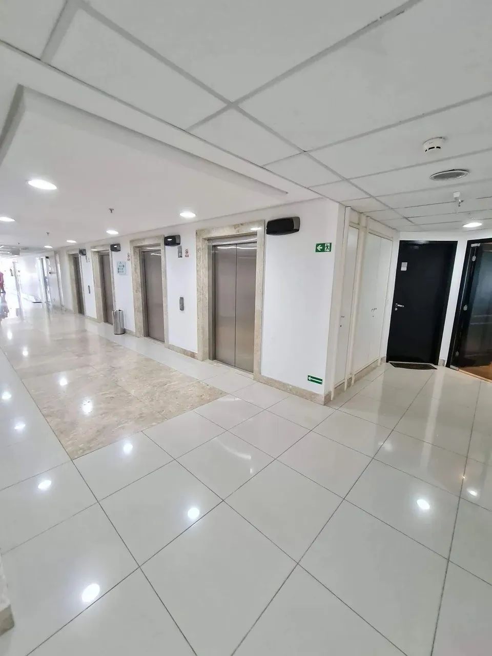 Comercial à venda em rua pública, PARALELA, Salvador, BA - Foto 3