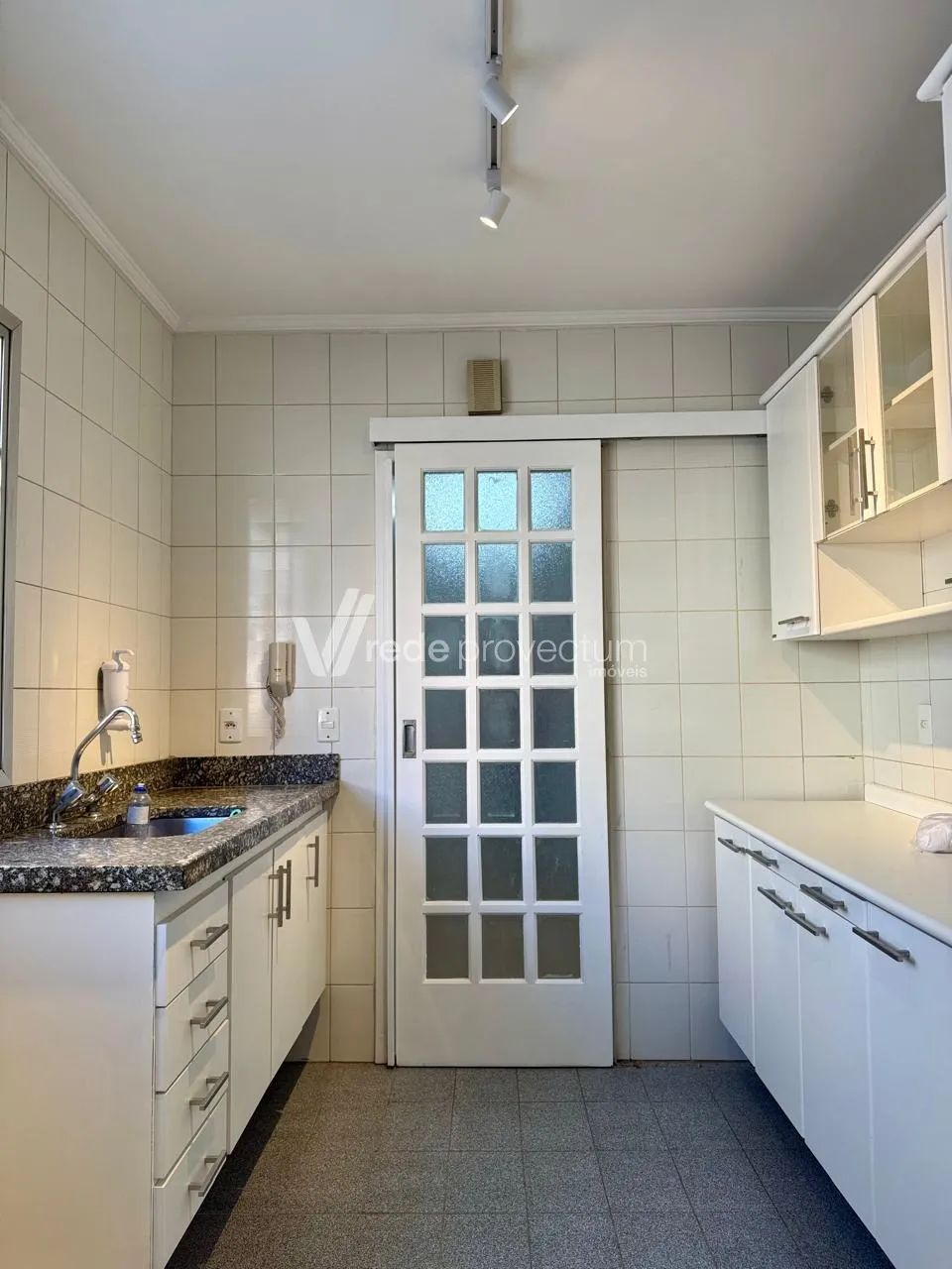 Estilo e Praticidade a 50m do Centro de Convivência | Impecável! - Foto 4