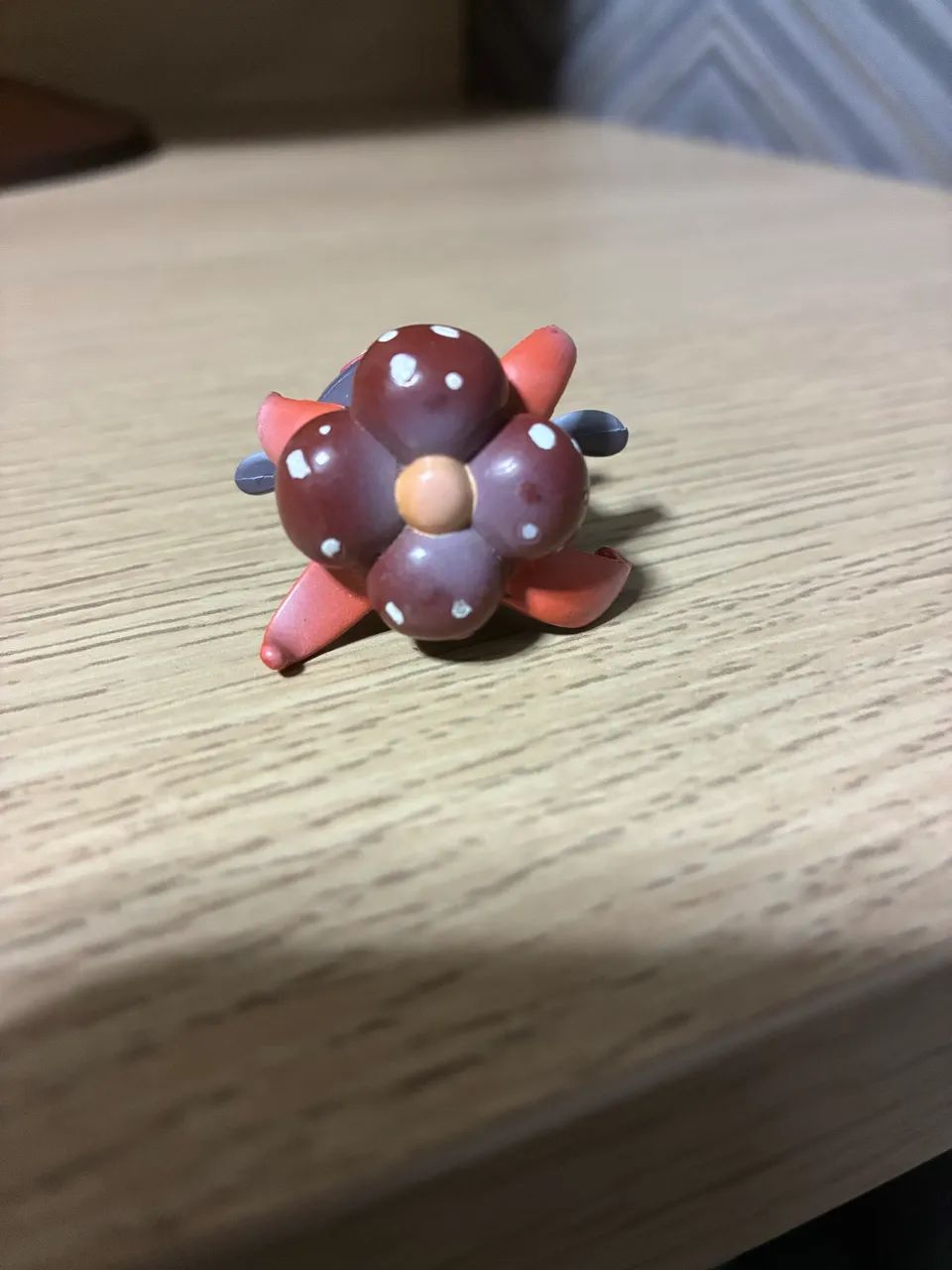 Pokémon Gloom Tomy  - Foto 4