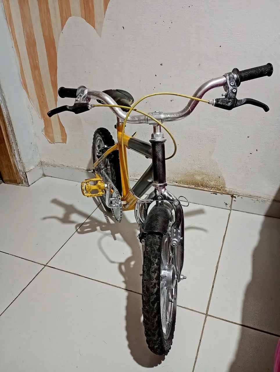 VENDO UMA BICICLETA INFANTIL - Foto 5