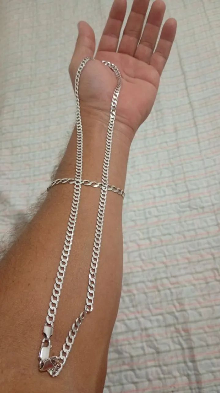 Vendo corrente e pulseira de prata escama de peixe 