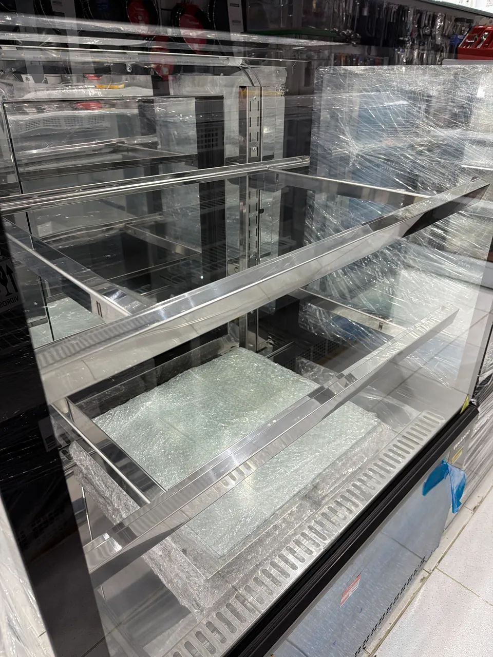 Vitrine Venâncio- Quente e Fria - Foto 3