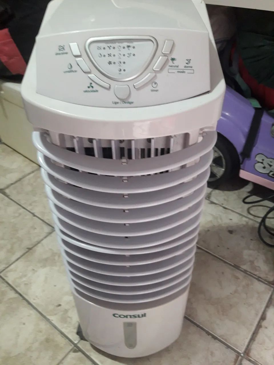 Climatizador de AR Consul com avaria