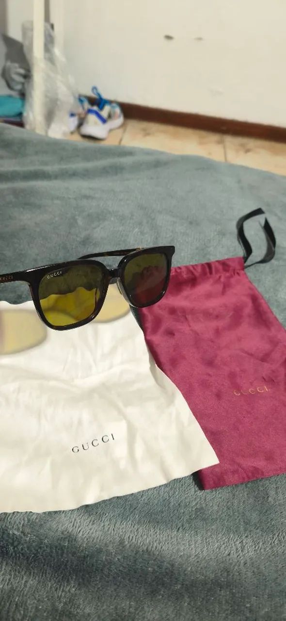 VENDO ÓCULOS DE SOL ORIGINAL GUCCI  - Foto 2