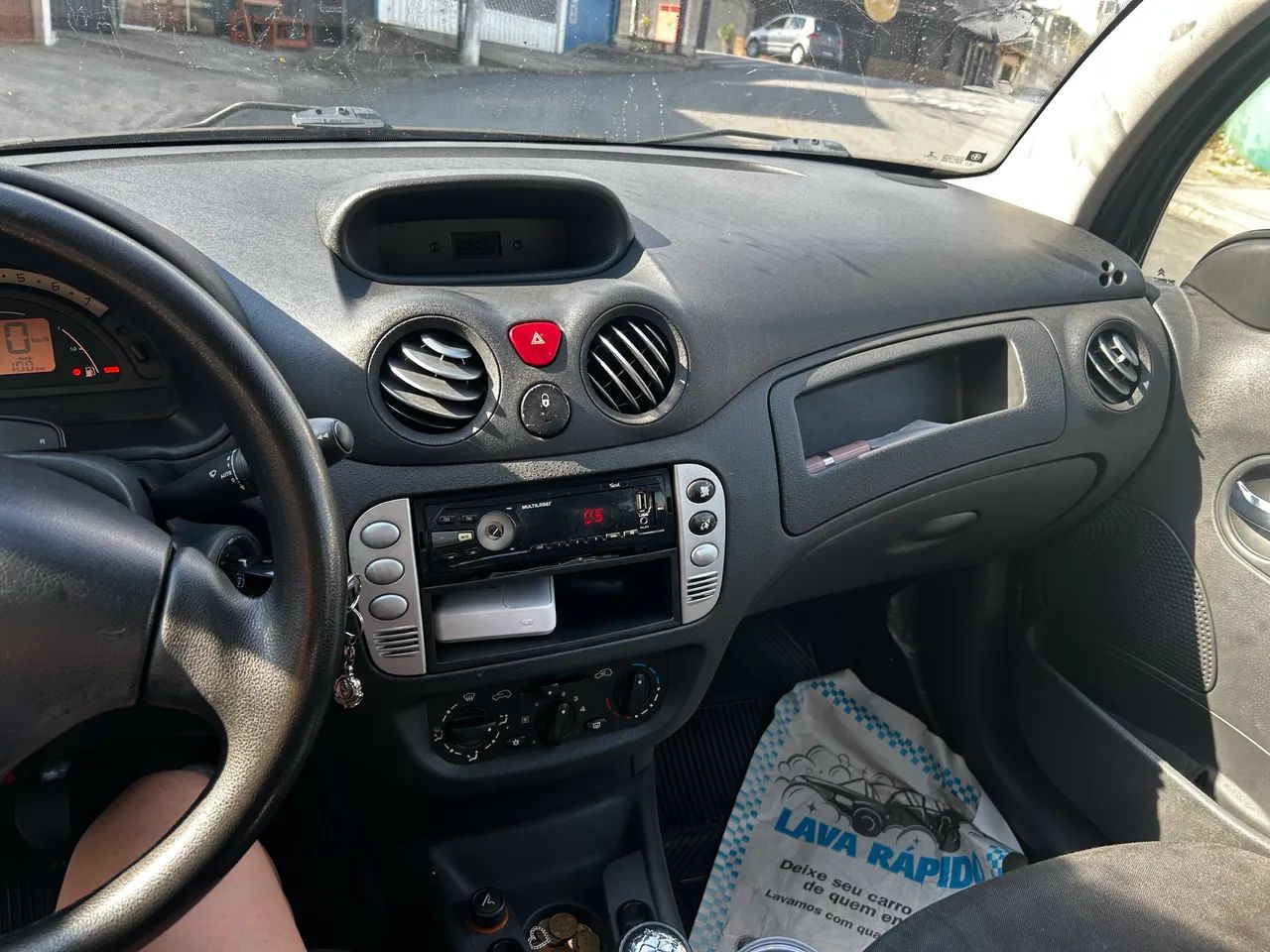Citroën C3 C3 GLX 1.4/ GLX Sonora 1.4 Flex 8V 5p 2010