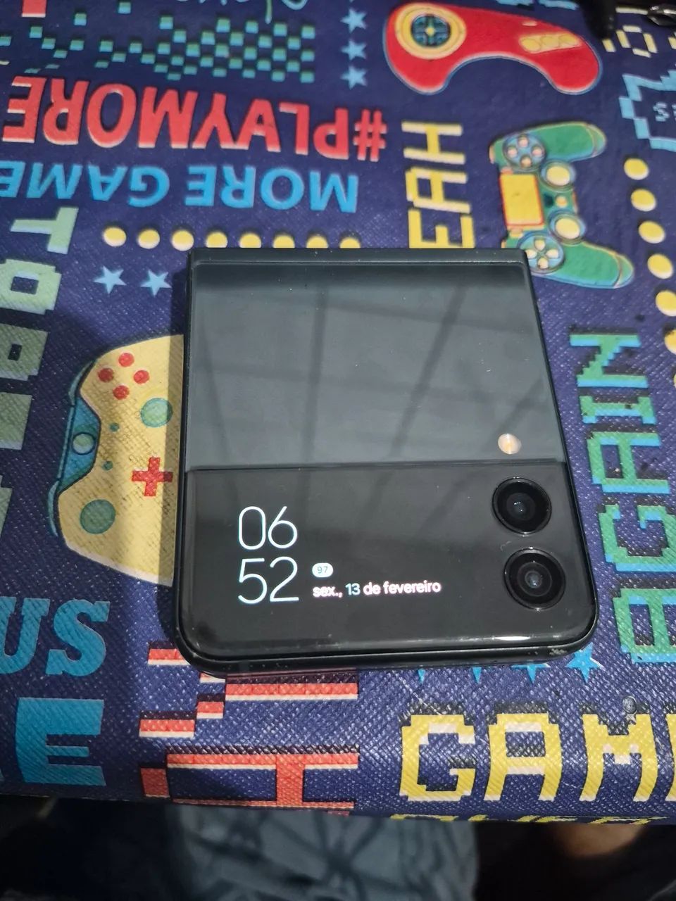 Z FLIP 3 PARA RETIRAR PEÇAS 
