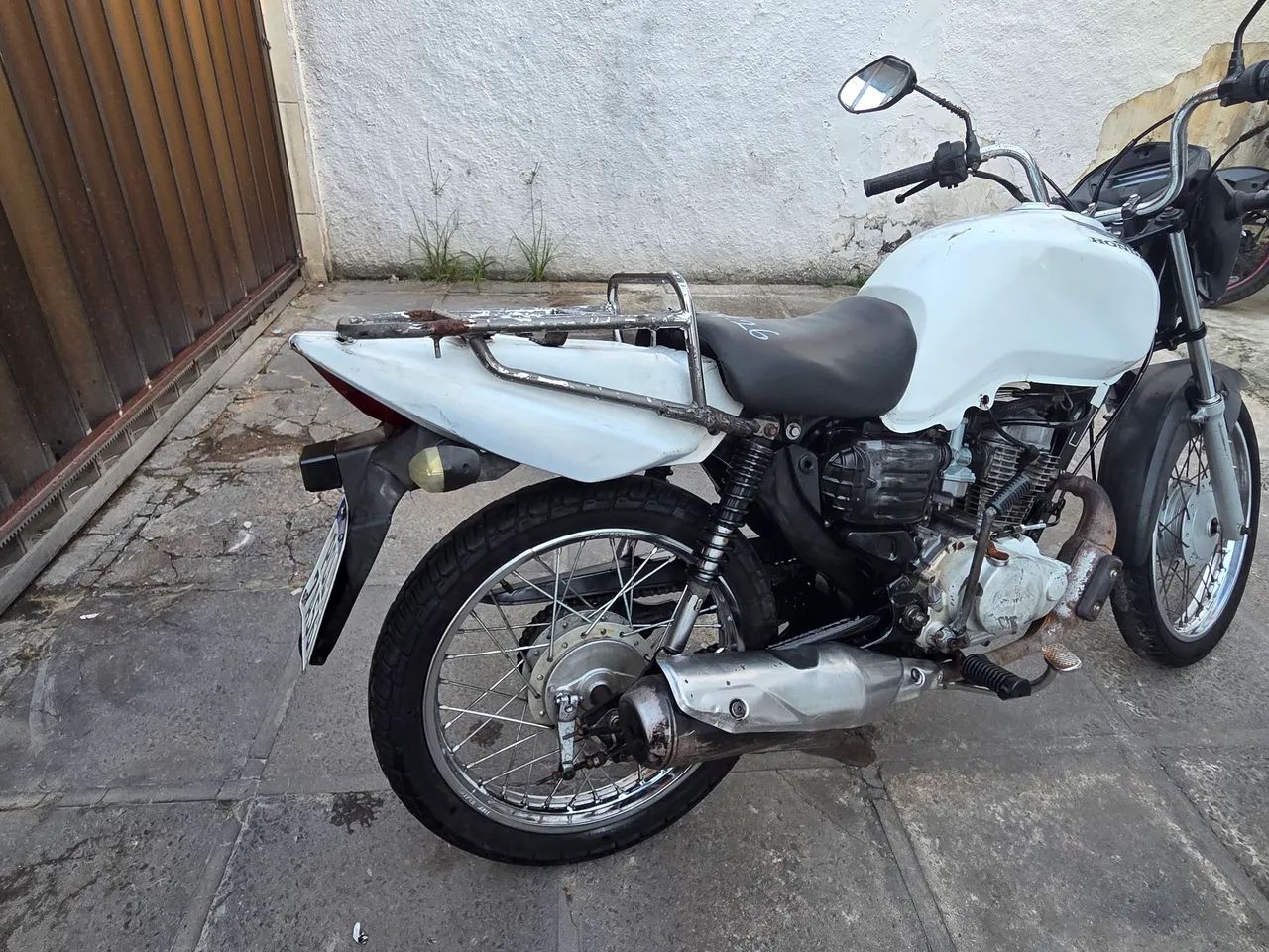Honda 125  2015 emplacada 2026 - Foto 3