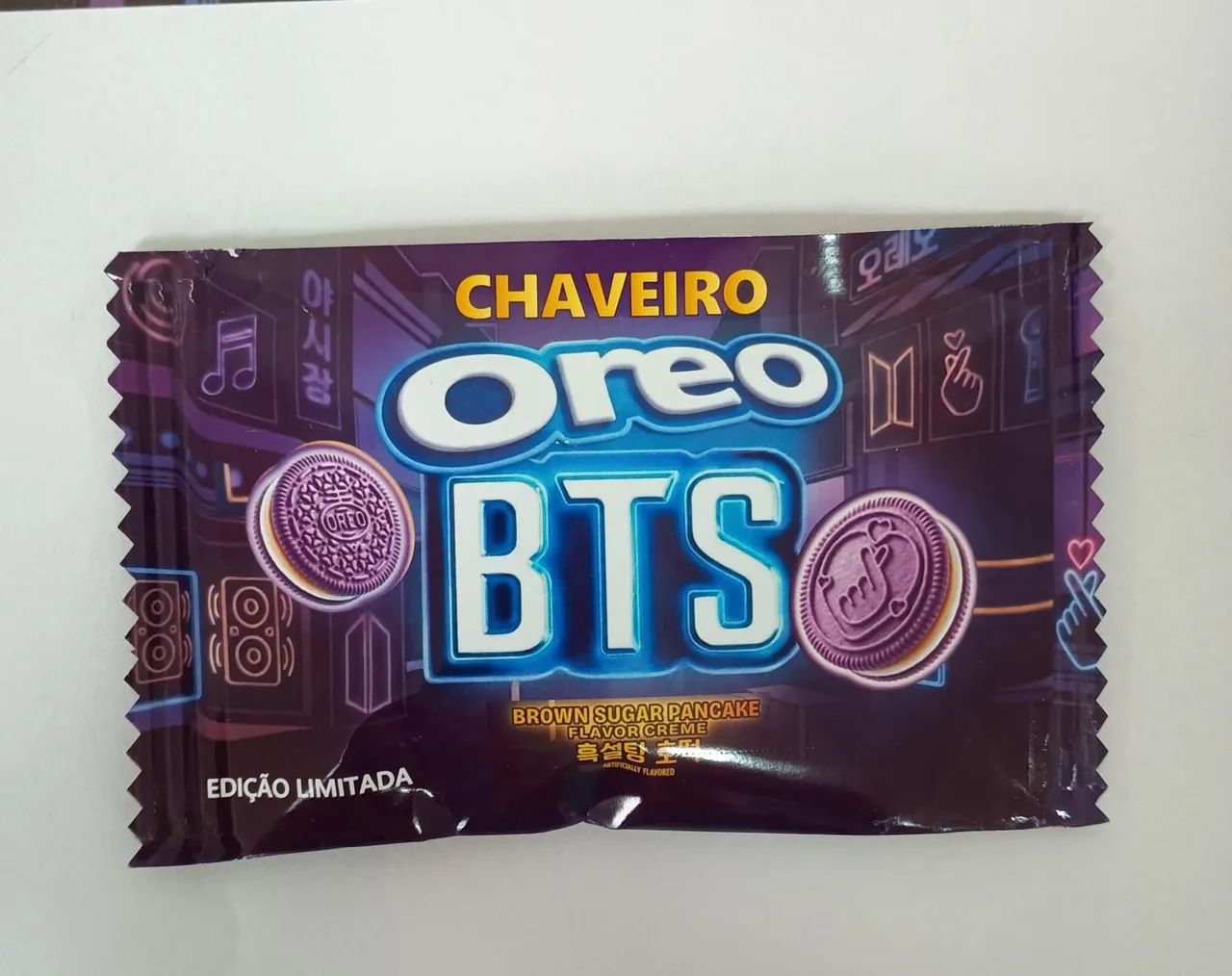 Chaveiro Oreo BTS