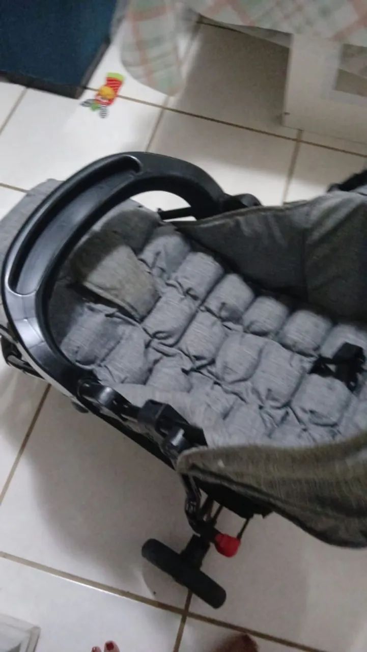 Vende se carrinho de BB - Foto 5