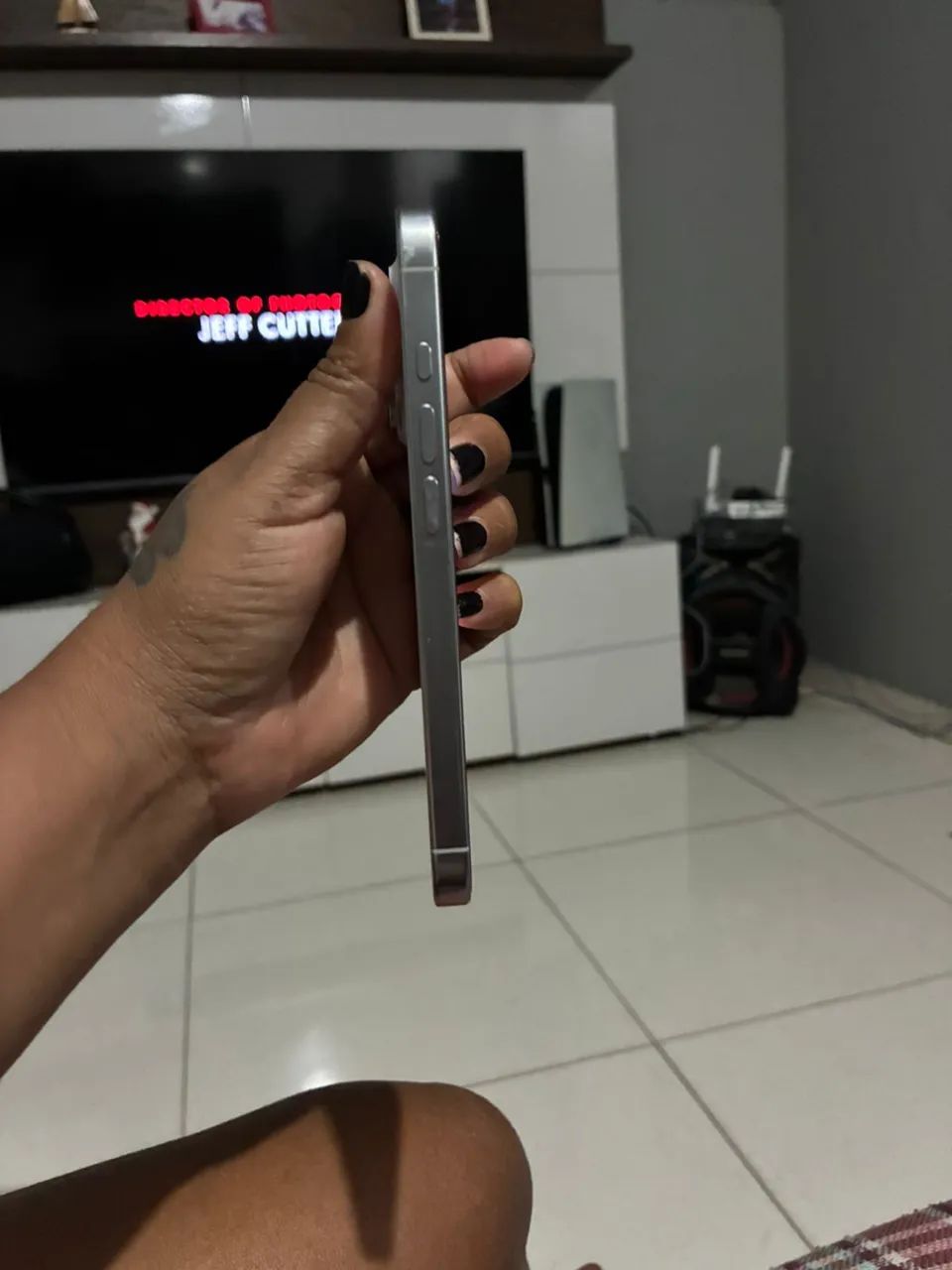 iPhone 16 pro 256GB - Foto 3