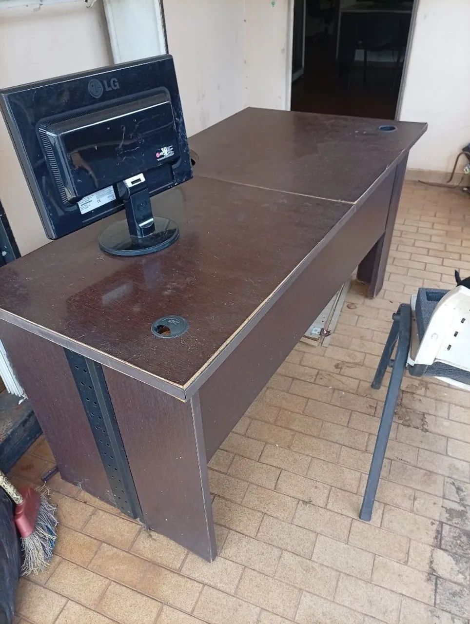 Mesa executiva com curva