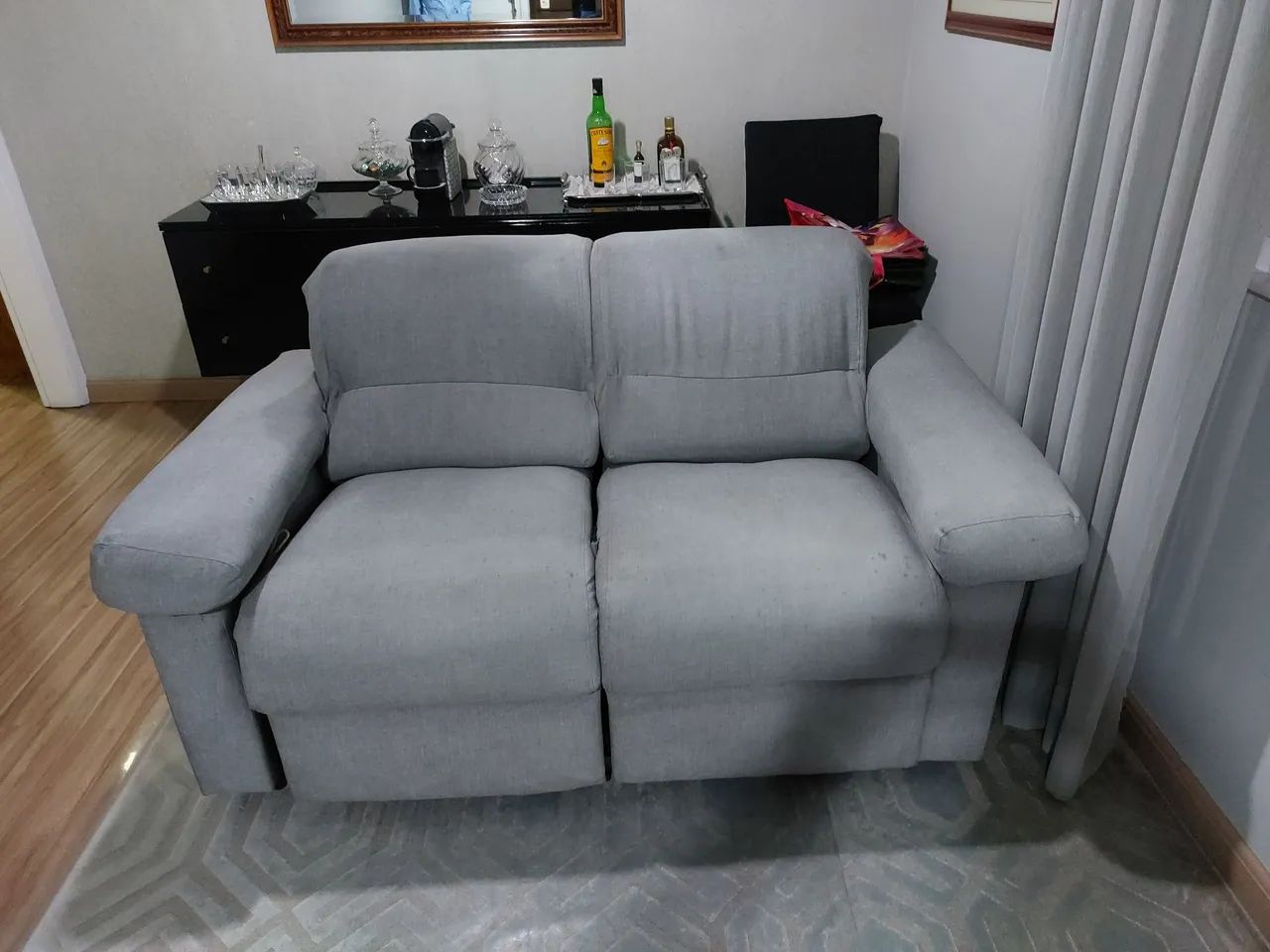 VENDO SOFÁ REGLINÁVEL - Foto 4