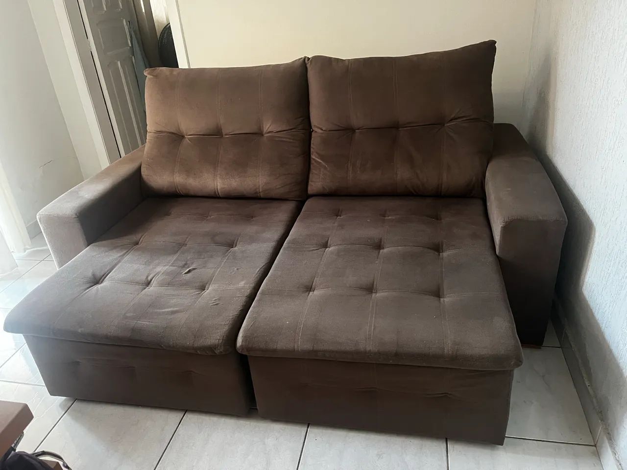 SOFÁ RETRÁTIL DE 2 LUGARES 