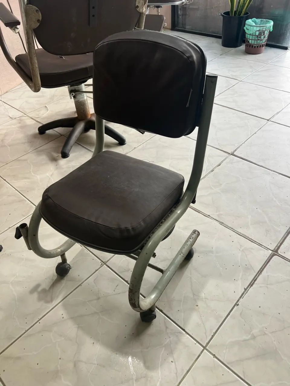 Cadeira de manicure  - Foto 2