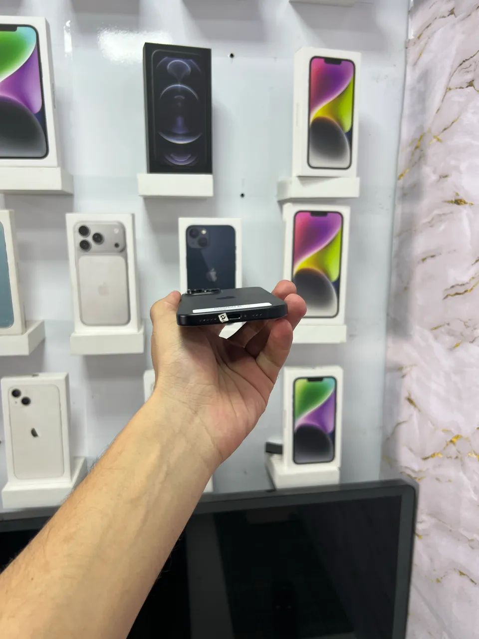 IPhone 15 - 256GB ( mensagem de tela )  - Foto 5