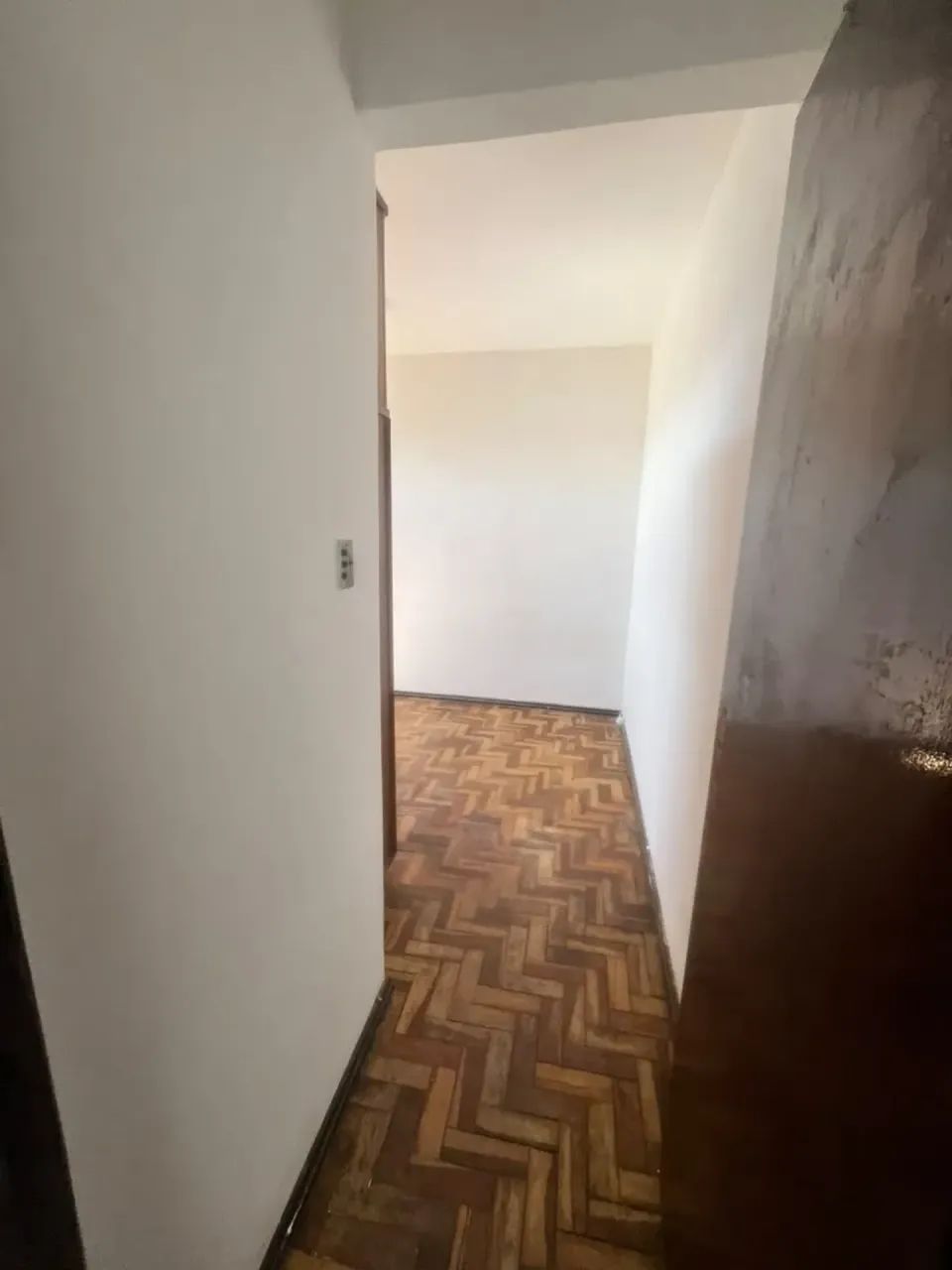 Apartamento de 2 quartos com dependência em Olaria - Foto 3
