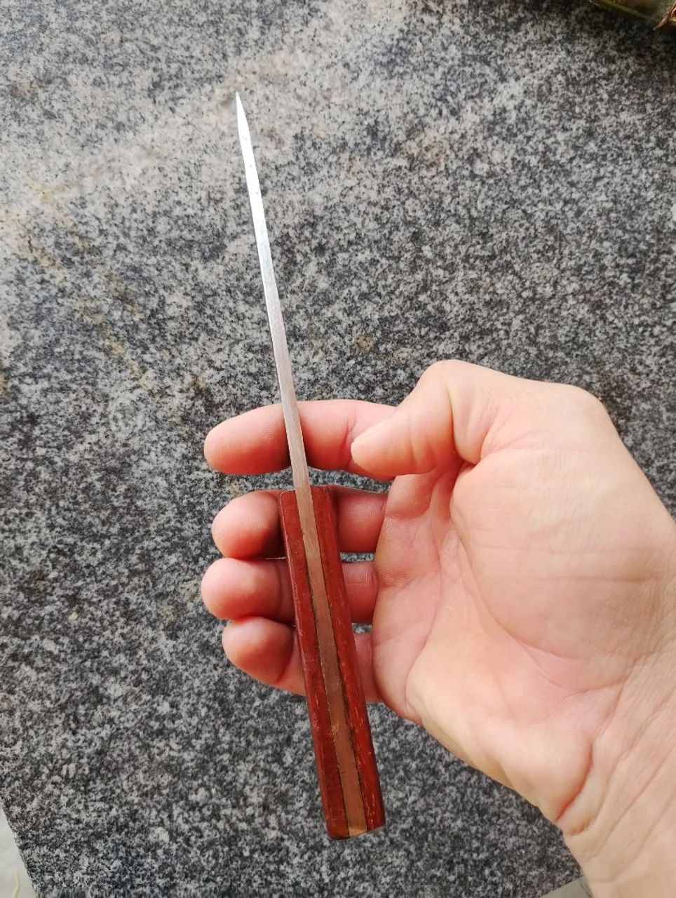 Faca artesanal forjada em aço carbono - Foto 3