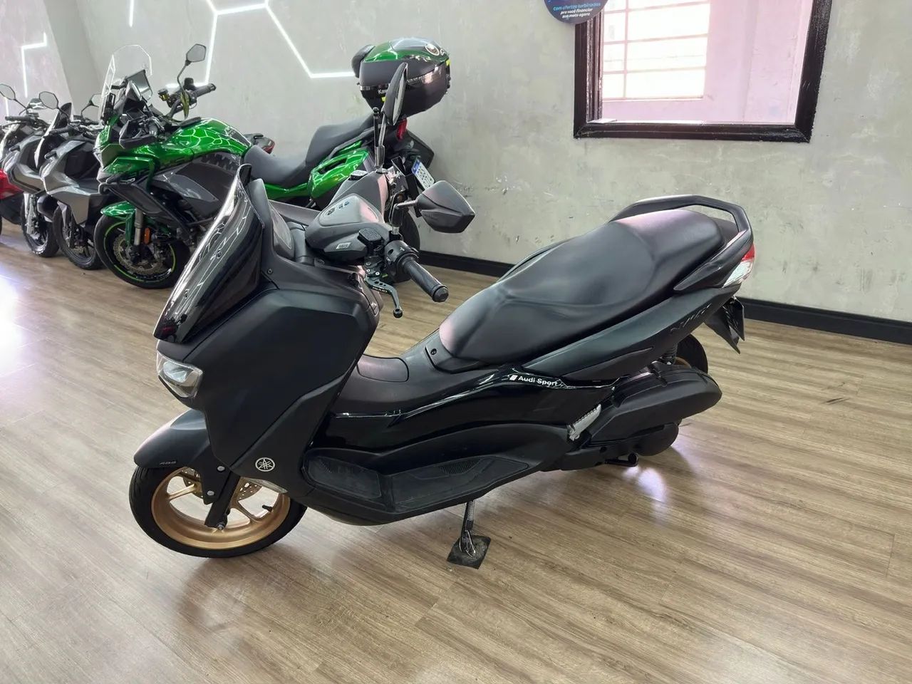 YAMAHA NMAX - Foto 3