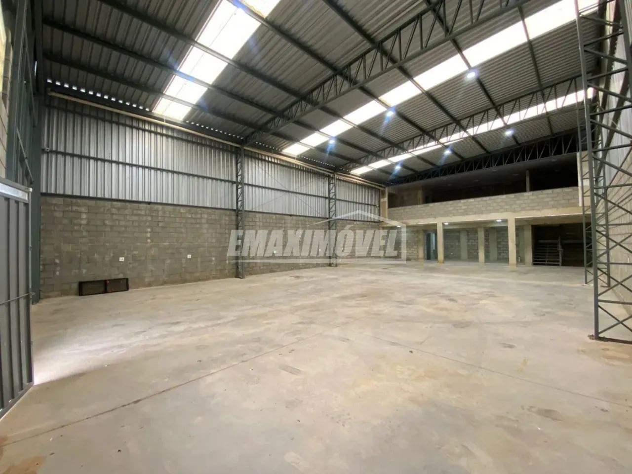 Galpão Comercial para alugar com 500m² no Bosque dos Eucaliptos em Araçoiaba da Serra/SP - Foto 5