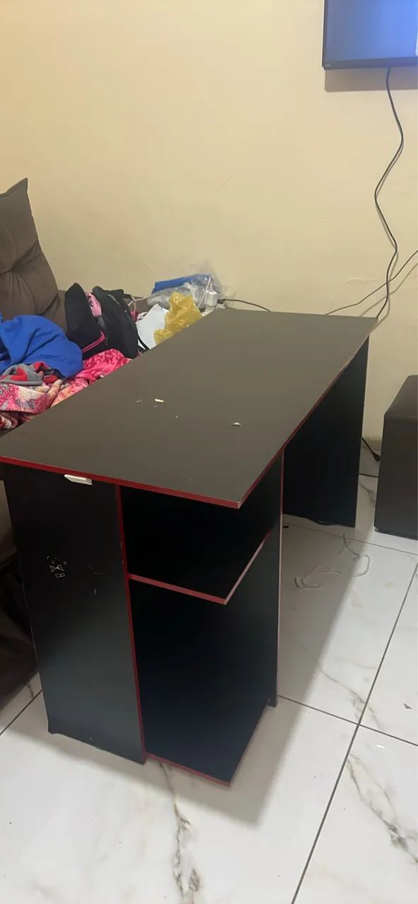 Vendo mesa gamer ou troco  - Foto 3