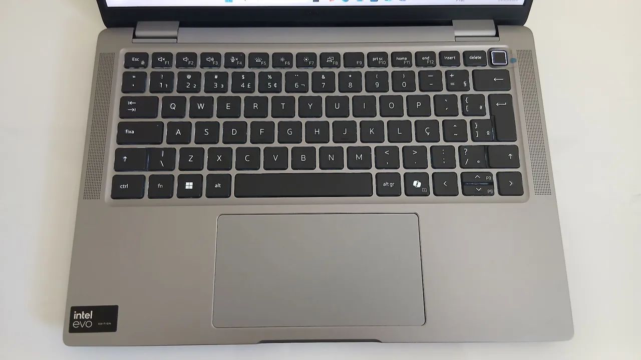 Dell Latitude7350 Ultra7/32GB/512SSD/タッチ Dell Laptop Latitude 7350 – Tela FHD+ de 13,3 polegadas (1920 x