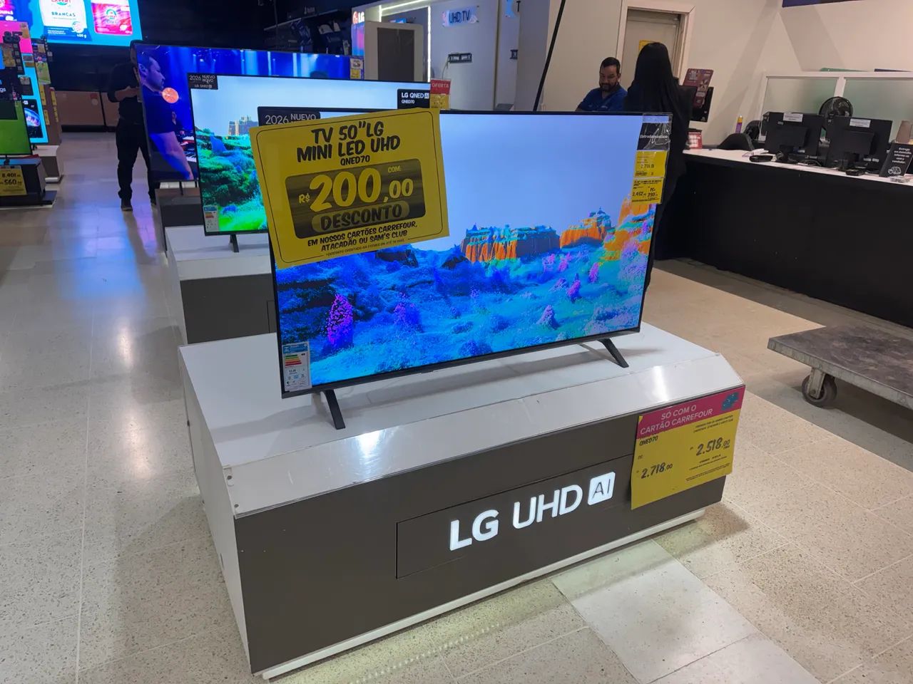 50 polegadas smart Nova na caixa