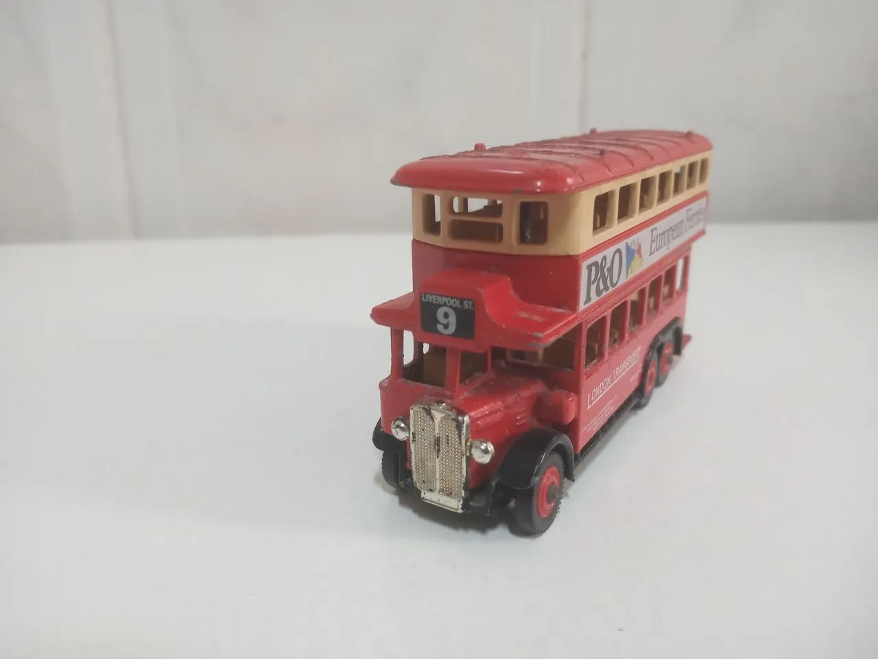 Miniatura de ônibus Inglês  - Promocional P&O - Foto 3