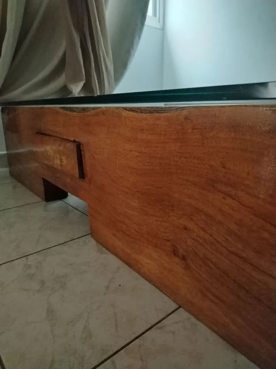 Mesa de centro rústica de madeira maciça  - Foto 2