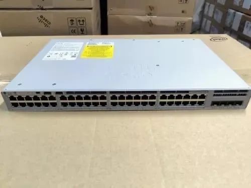 Switch Cisco Catalyst C9200L-48P-4X-E - 48 Portas PoE+ 