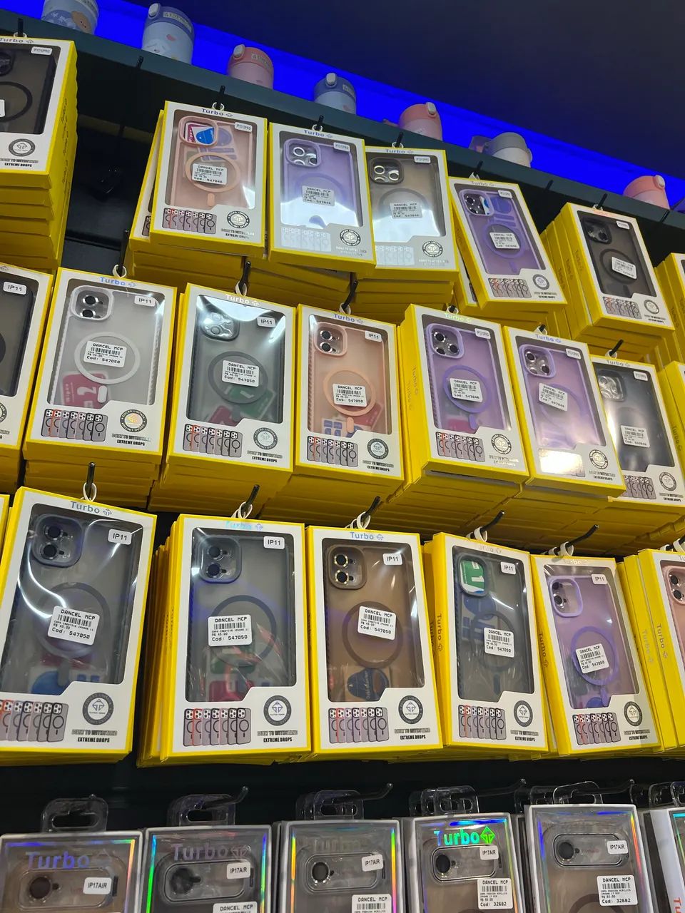 Capa de iPhone Magnética com proteção de câmera  - Foto 5