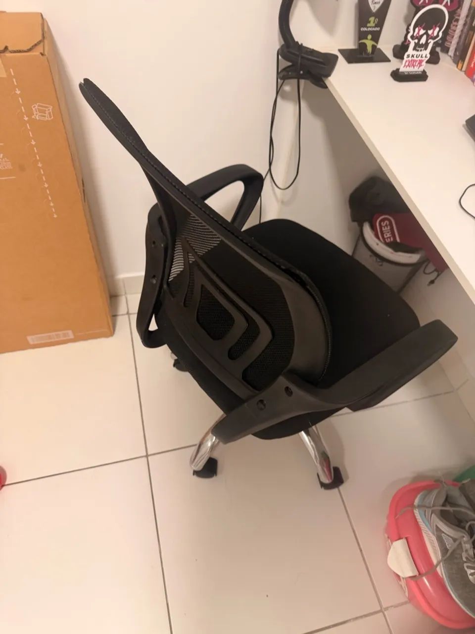 Mesa de computador + cadeira de escritório  - Foto 2