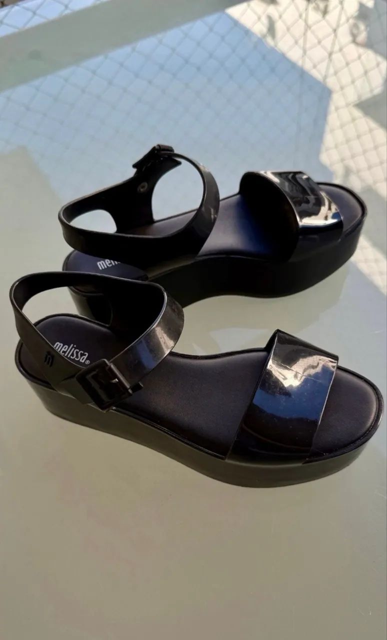 Plataforma preta MELISSA