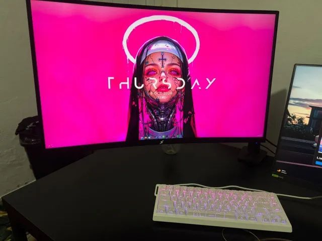 Monitor 165Hz 27" curvo  - Foto 3