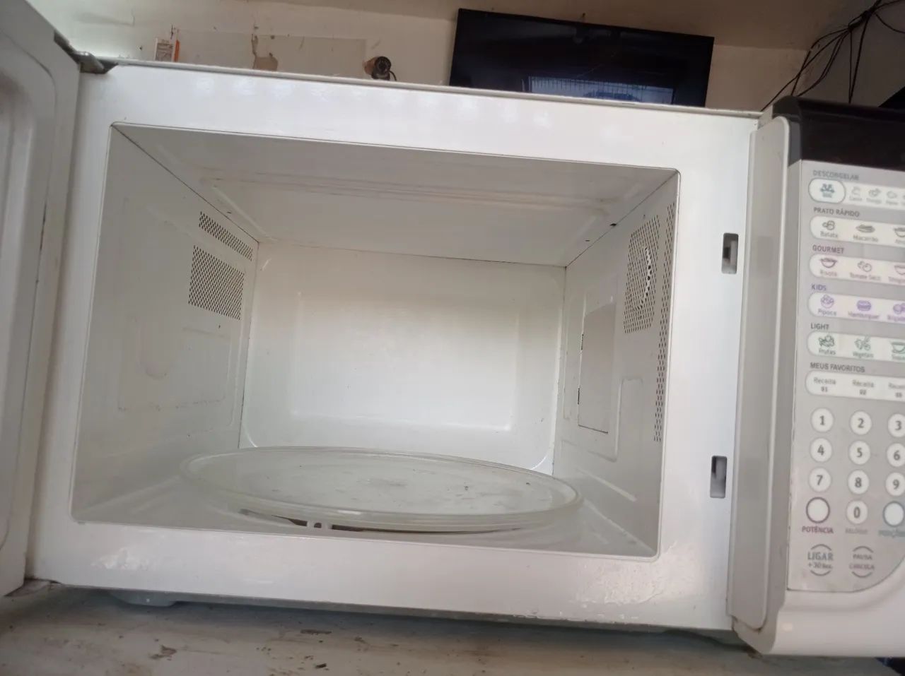 Microondas Eletrolux 31 litros  - Foto 2