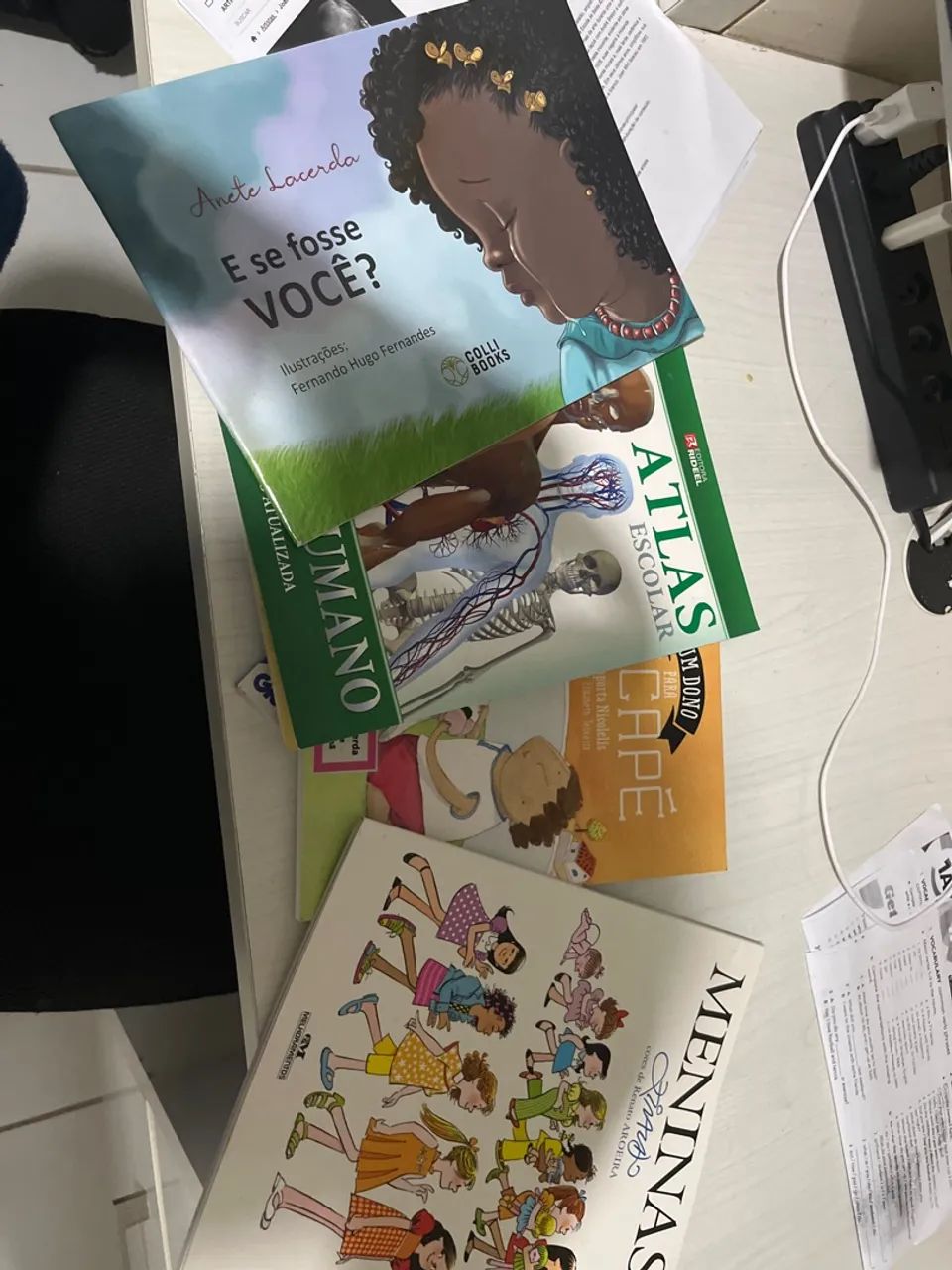 Livros diversos  - Foto 3