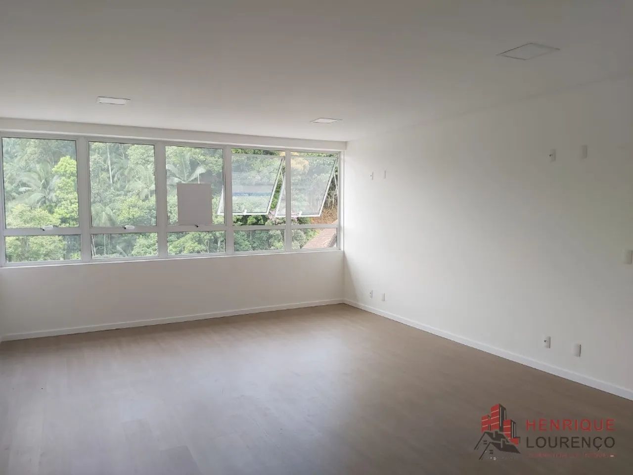 SALA COMERCIAL em JOINVILLE - SC, PIRABEIRABA - Foto 2