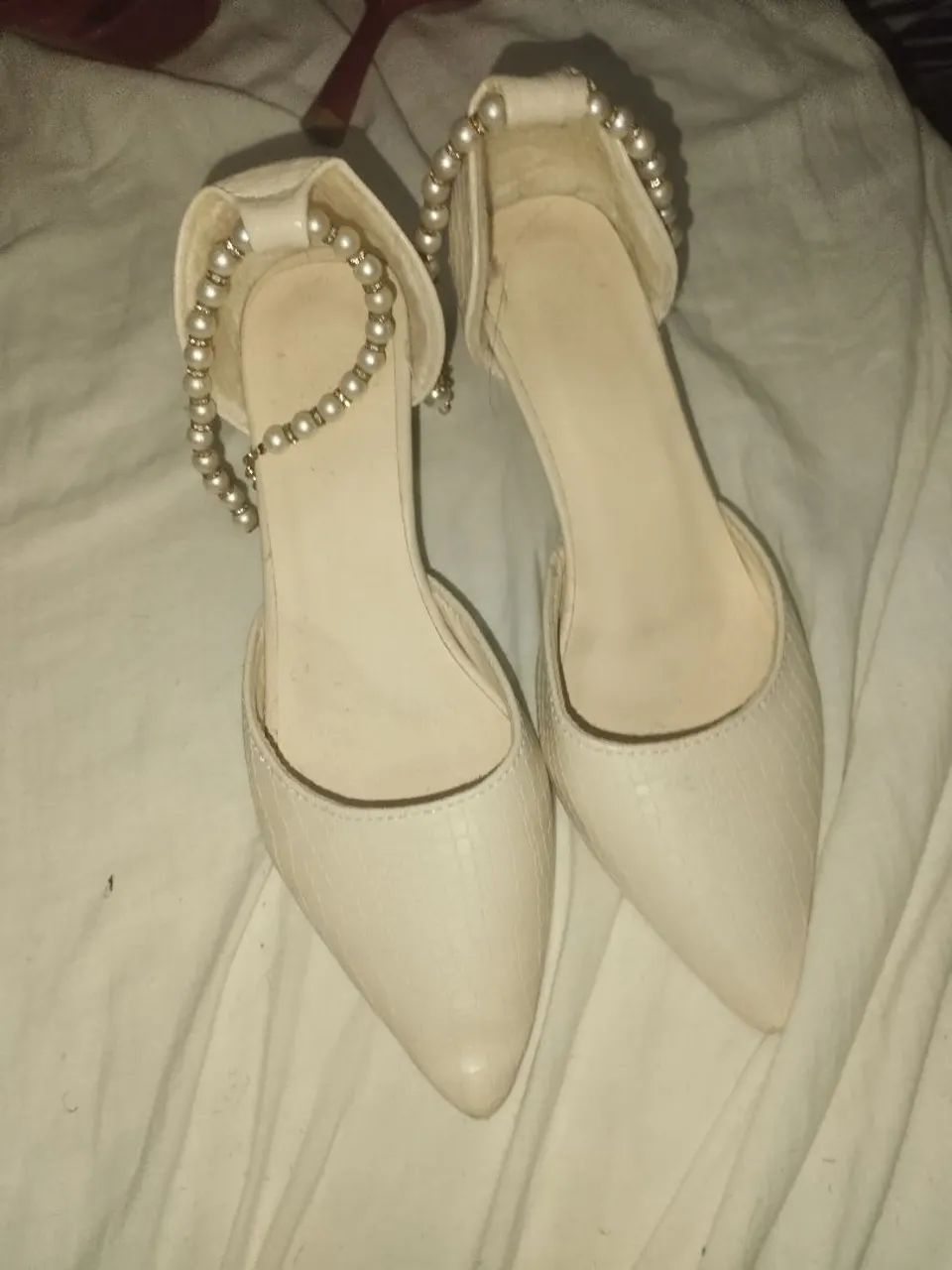 Sapato salto baixo branco