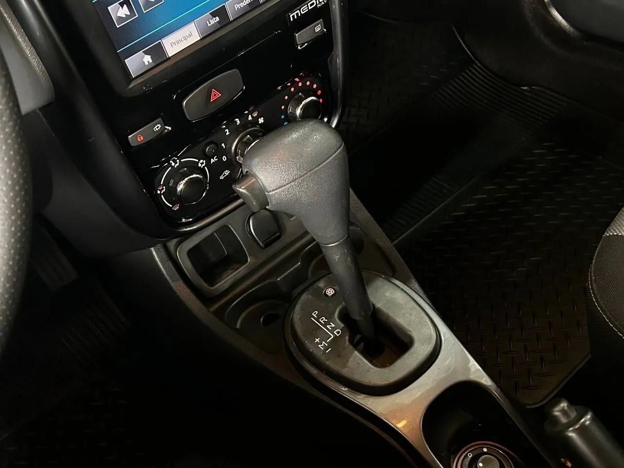 Renault Duster Dynamique 2.0 Hi-flex 16V Aut. 2014 - Foto 5